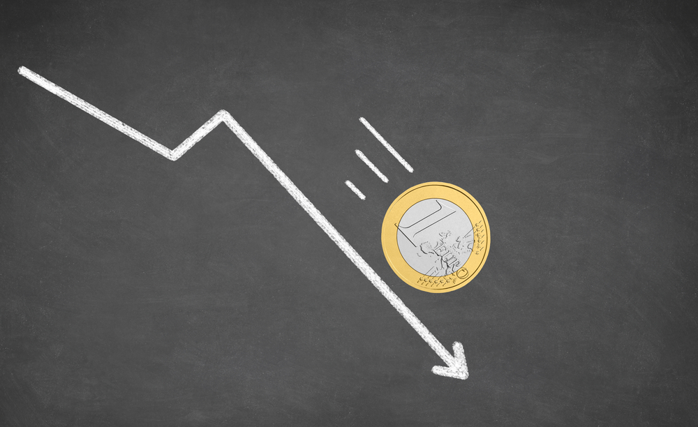 Euro on a downwards arrow