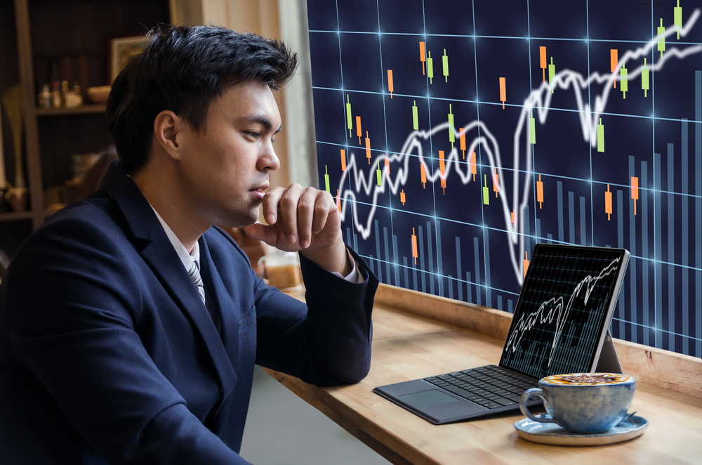 What time forex close on friday
